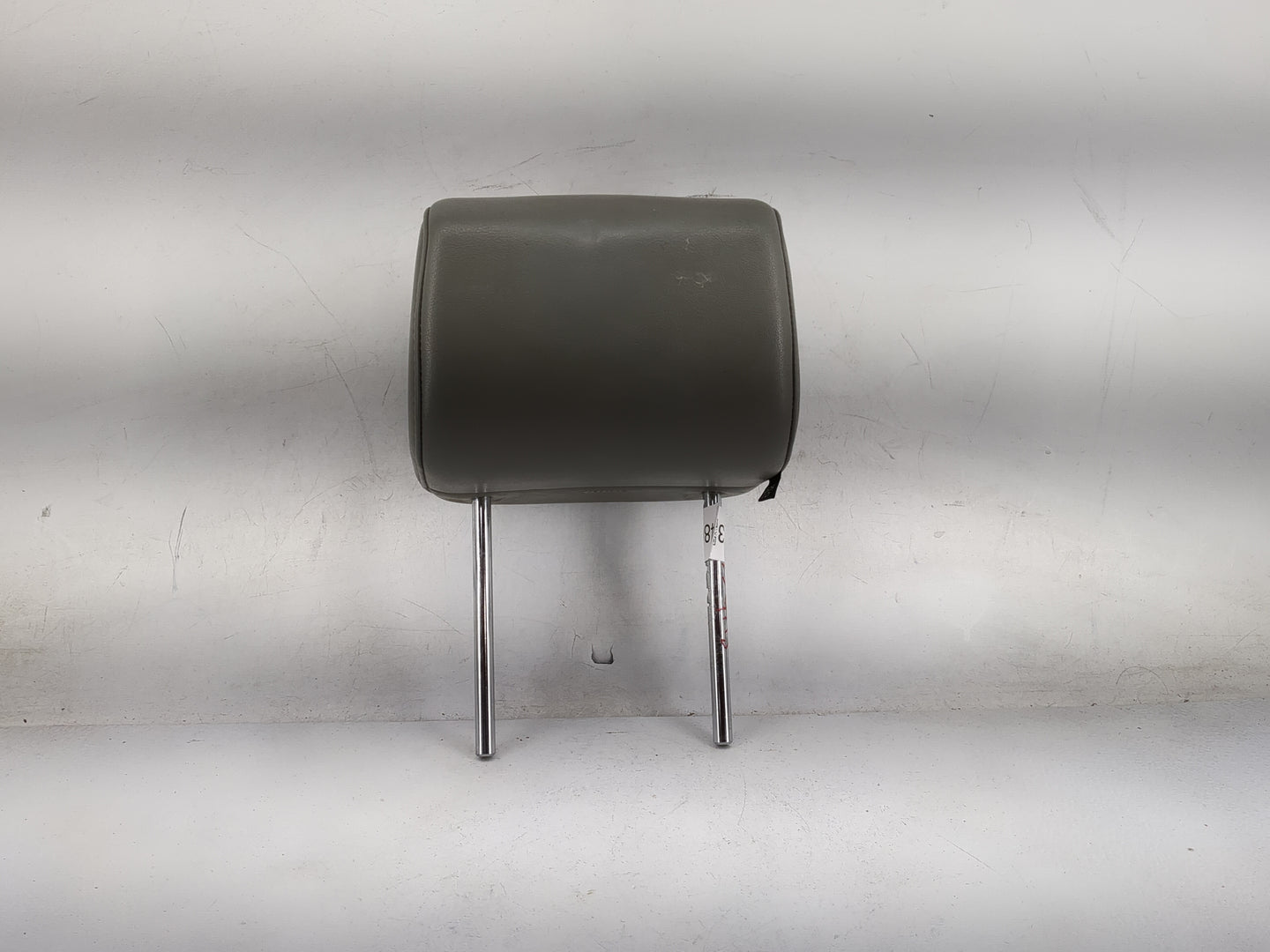 2005 Nissan Armada Headrest Head Rest Front Driver Seat Gray 1480833 - Oemusedautoparts1.com