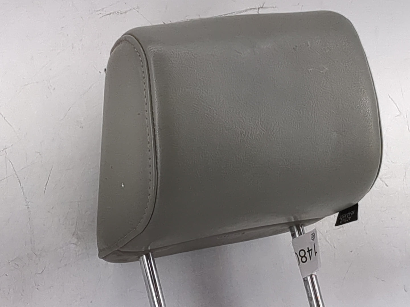 2005 Nissan Armada Headrest Head Rest Front Driver Seat Gray 1480833 - Oemusedautoparts1.com
