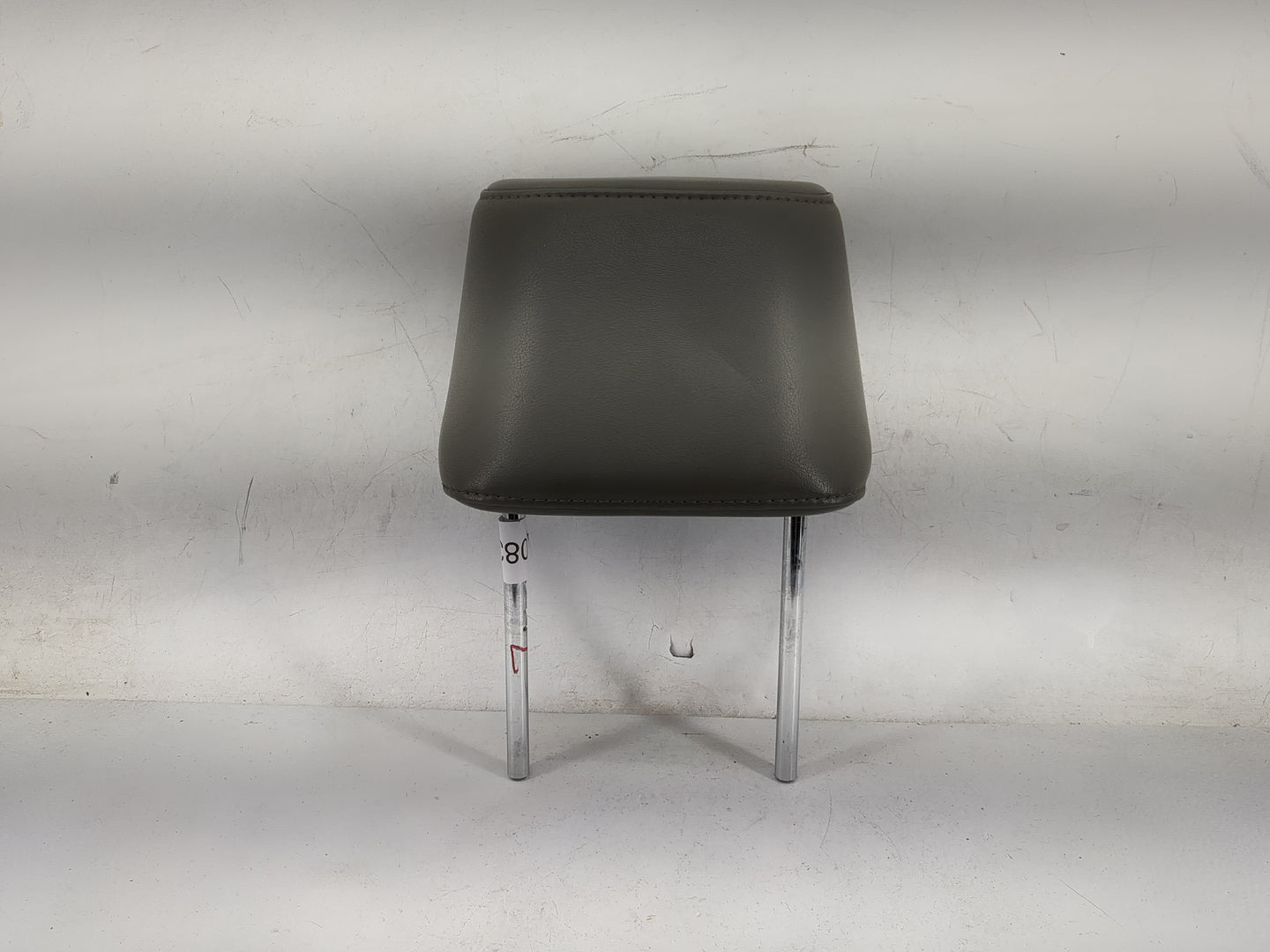 2005 Nissan Armada Headrest Head Rest Front Driver Seat Gray 1480833 - Oemusedautoparts1.com