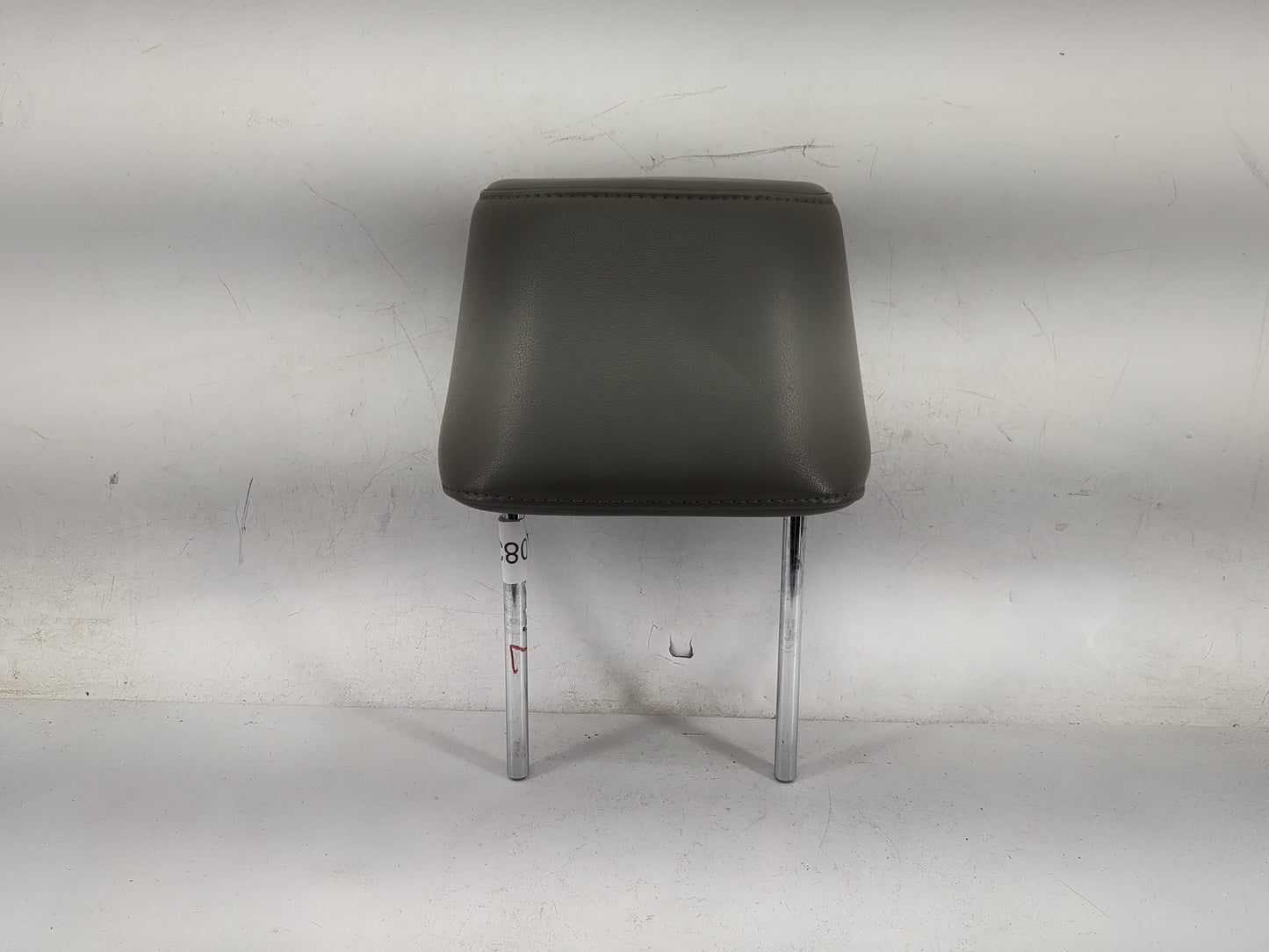 2005 Nissan Armada Headrest Head Rest Front Driver Seat Gray 1480833 - Oemusedautoparts1.com