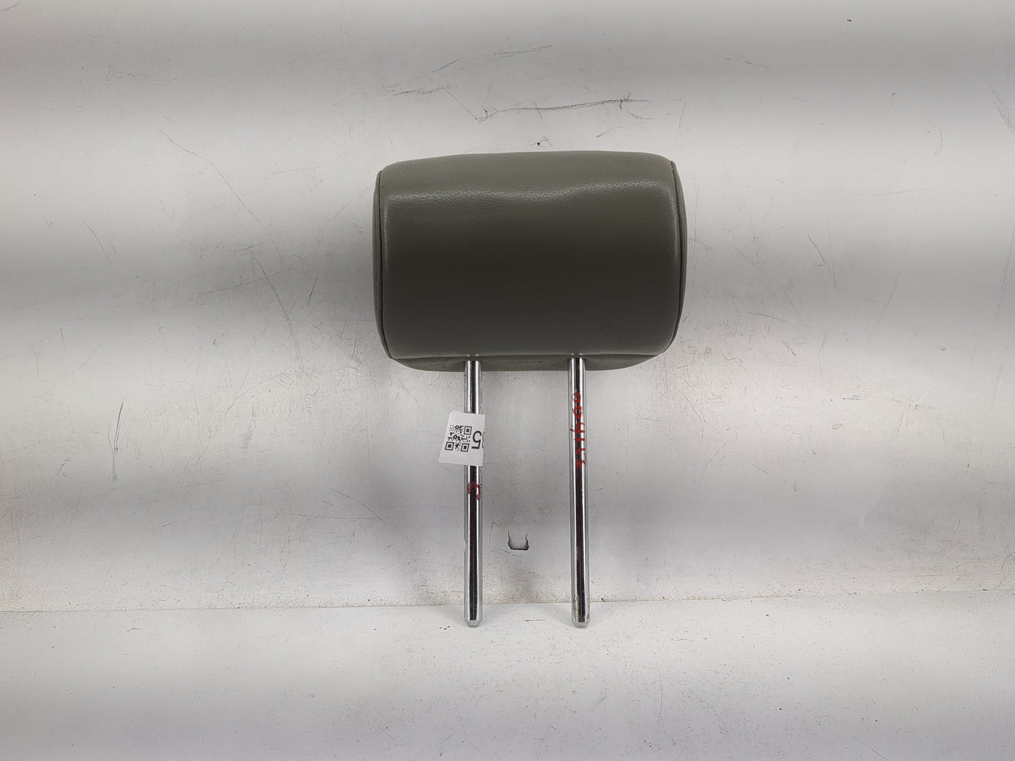 2005 Nissan Armada Headrest Head Rest Rear Seat Fits OEM Used Auto Parts - Oemusedautoparts1.com