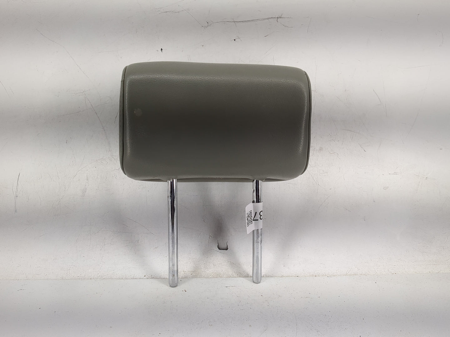 2005 Nissan Armada Headrest Head Rest Rear Seat Fits OEM Used Auto Parts - Oemusedautoparts1.com