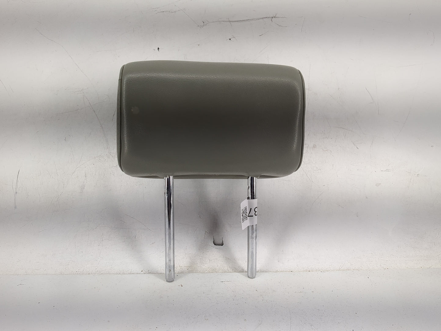 2005 Nissan Armada Headrest Head Rest Rear Seat Fits OEM Used Auto Parts - Oemusedautoparts1.com