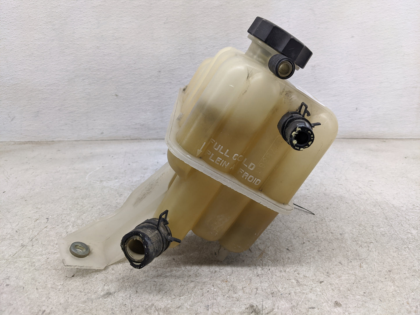 2005-2015 Nissan Armada Radiator Coolant Overflow Expansion Tank Bottle 1481110 - Oemusedautoparts1.com