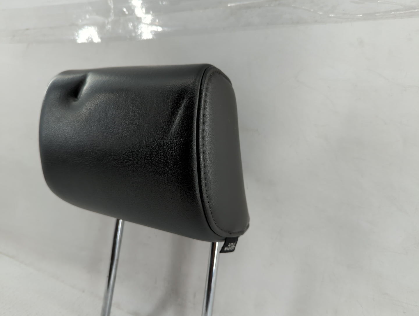 2005-2007 Nissan Armada Headrest Head Rest Front Driver Passenger Seat Fits Fits 2005 2006 2007 OEM Used Auto Parts - Oemuse