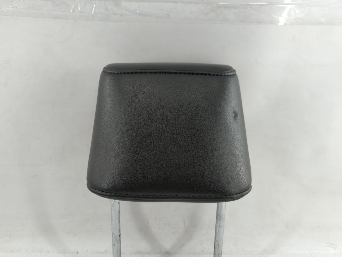 2005-2007 Nissan Armada Headrest Head Rest Front Driver Passenger Seat Fits Fits 2005 2006 2007 OEM Used Auto Parts - Oemuse