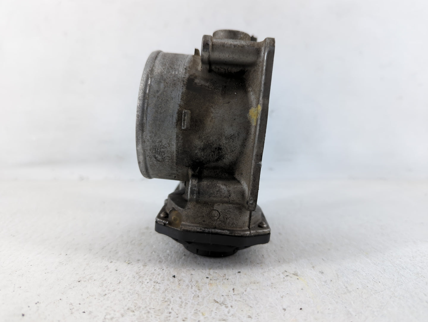 2005-2012 Nissan Armada Throttle Body P/N:16119 7S000 Fits Fits 2004 2005 2006 2007 2008 2009 2010 2011 2012 2013 2014 OEM U