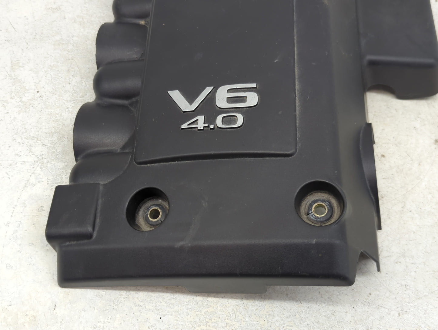 2005 Nissan Frontier Engine Cover - Oemusedautoparts1.com
