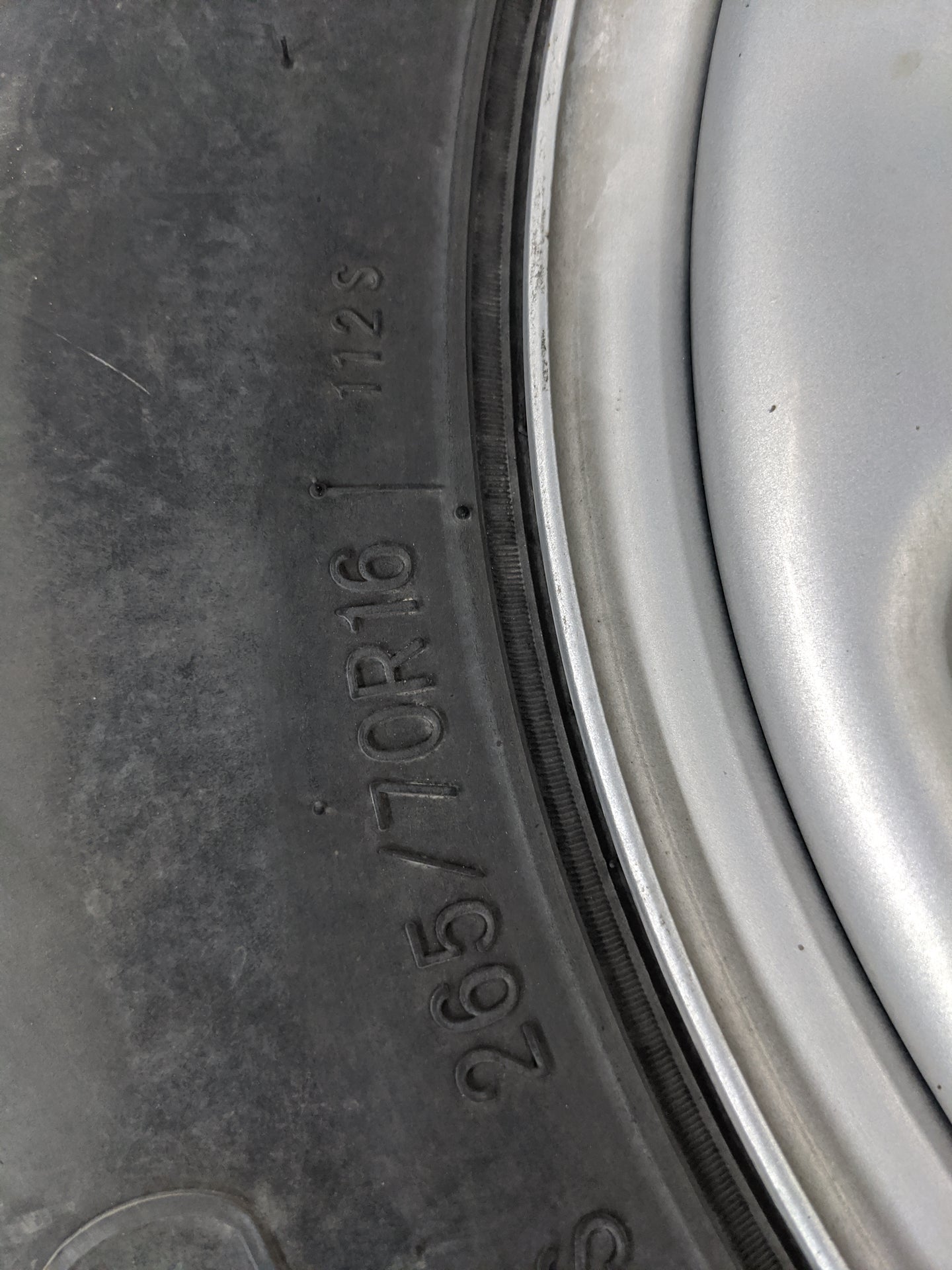 2005 Nissan Frontier Spare Donut Tire Wheel Rim Oem - Oemusedautoparts1.com