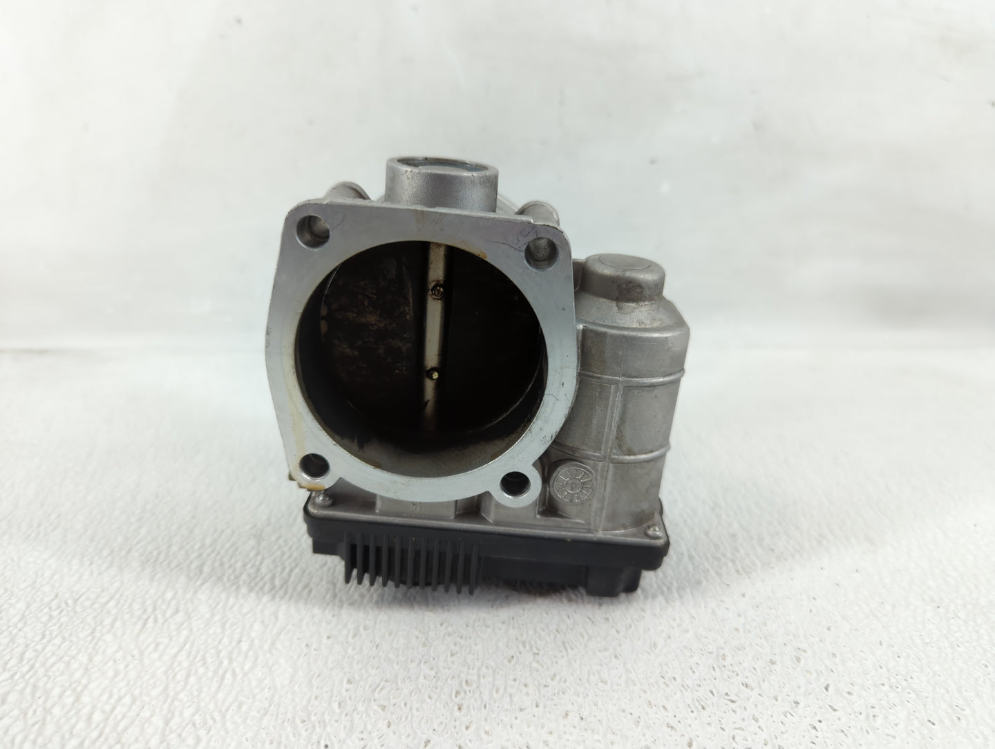 2002-2006 Nissan Maxima Throttle Body P/N:P5321 Fits Fits 2002 2003 2004 2005 2006 OEM Used Auto Parts - Oemusedautoparts1.c
