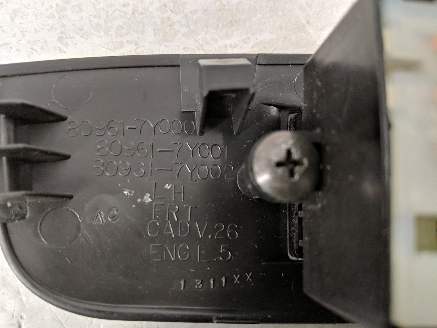 2004-2008 Nissan Maxima Master Power Window Switch Replacement Driver Side Left P/N:80961-7Y002 80961-7Y001 Fits OEM Used Au