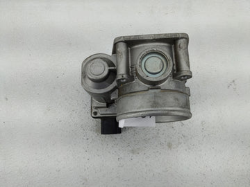 2002-2006 Nissan Maxima Throttle Body Fits Fits 2002 2003 2004 2005 2006 OEM Used Auto Parts