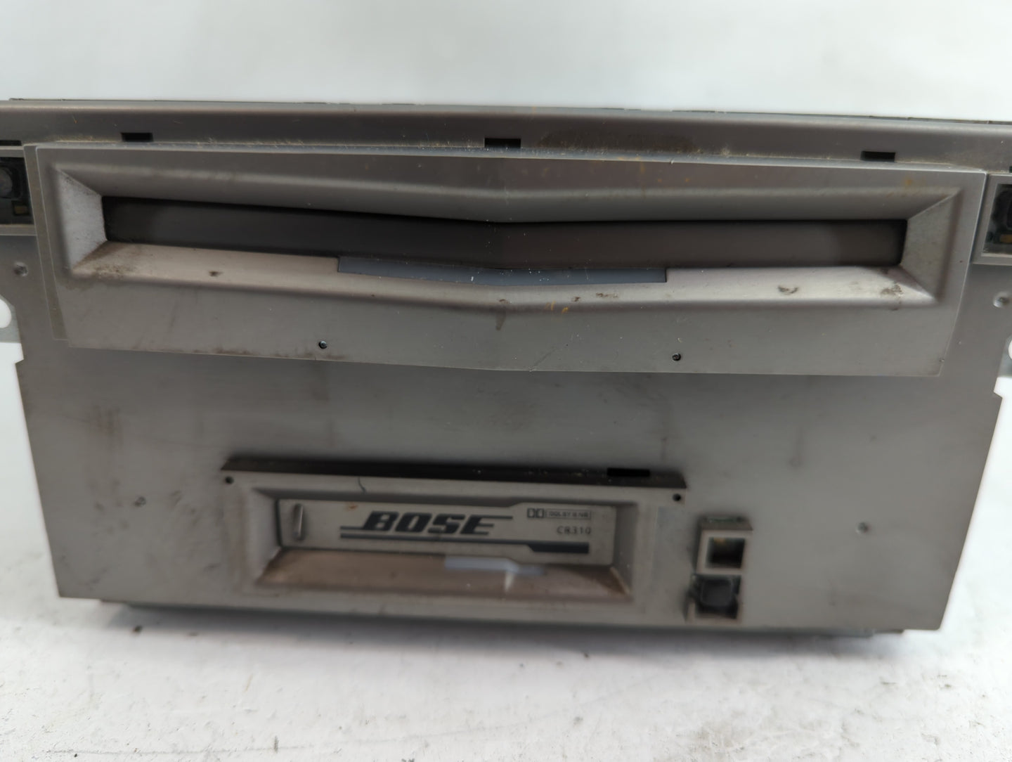 2004-2005 Nissan Maxima Radio AM FM Cd Player Receiver Replacement P/N:28188 7Y300 Fits Fits 2004 2005 OEM Used Auto Parts -