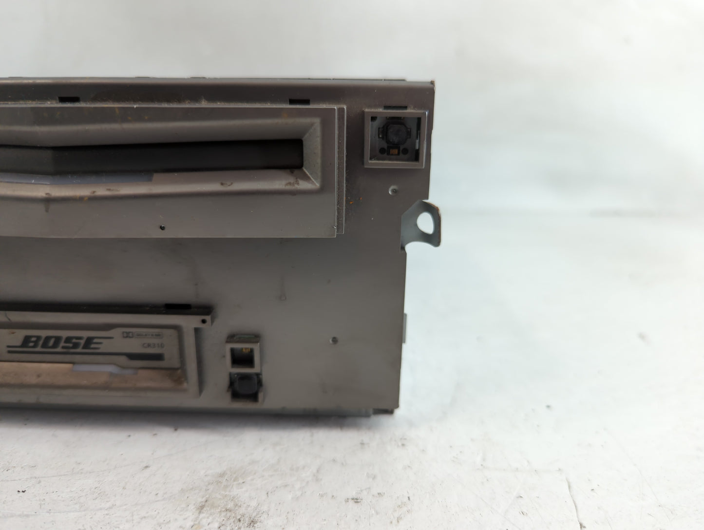2004-2005 Nissan Maxima Radio AM FM Cd Player Receiver Replacement P/N:28188 7Y300 Fits Fits 2004 2005 OEM Used Auto Parts -