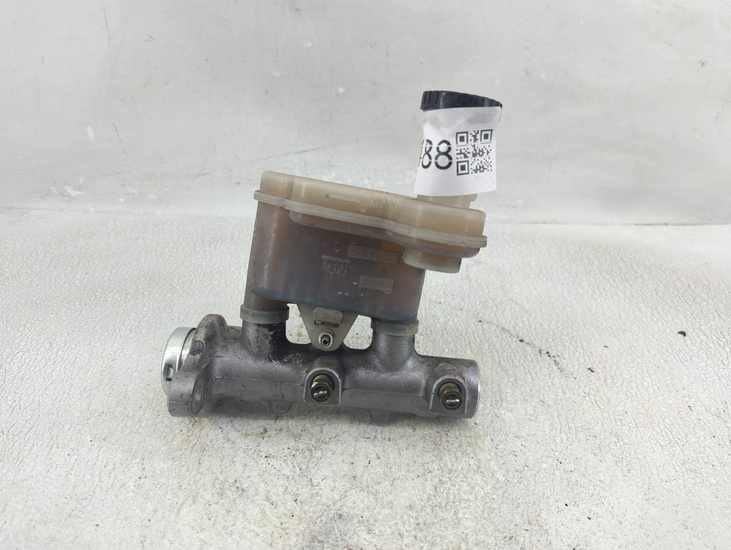 2004-2008 Nissan Maxima Brake Master Cylinder - Oemusedautoparts1.com