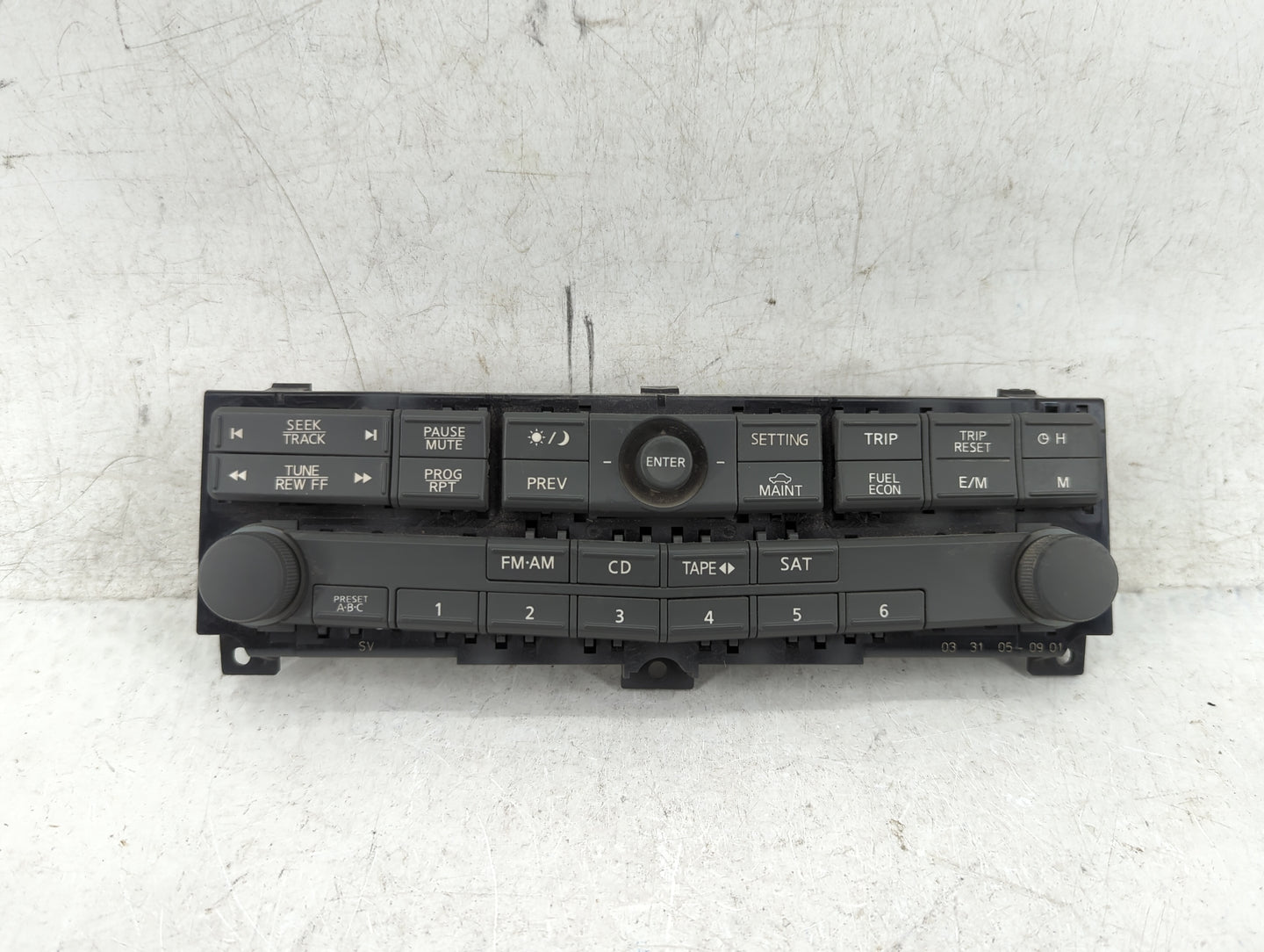 2004-2005 Nissan Maxima Radio AM FM Cd Player Receiver Replacement P/N:283957Y000 Fits Fits 2004 2005 OEM Used Auto Parts - 