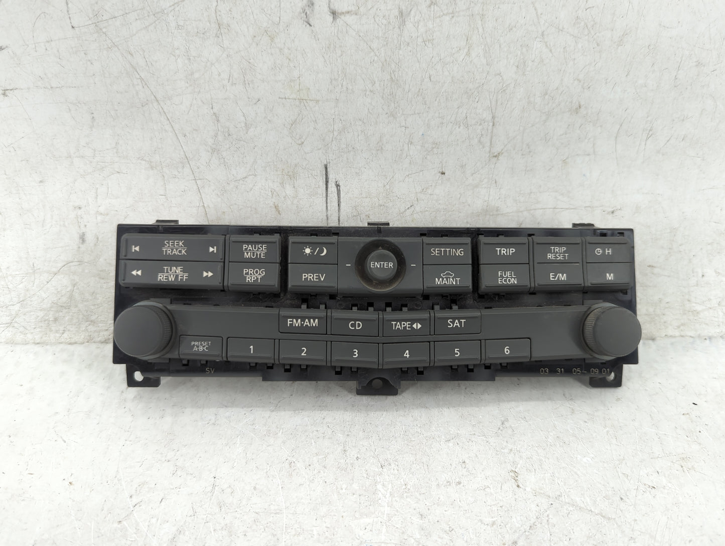 2004-2005 Nissan Maxima Radio AM FM Cd Player Receiver Replacement P/N:283957Y000 Fits Fits 2004 2005 OEM Used Auto Parts - 