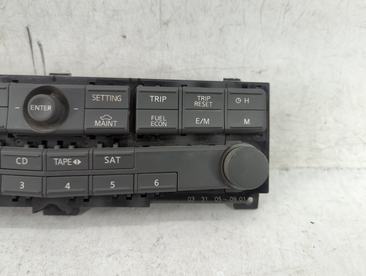 2004-2005 Nissan Maxima Radio AM FM Cd Player Receiver Replacement P/N:283957Y000 Fits Fits 2004 2005 OEM Used Auto Parts - 