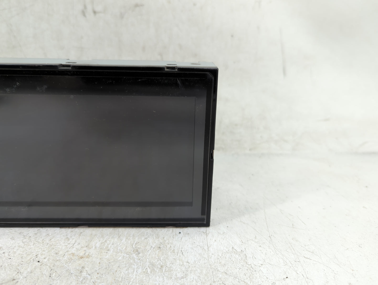 2004-2005 Nissan Maxima Information Display Screen - Oemusedautoparts1.com