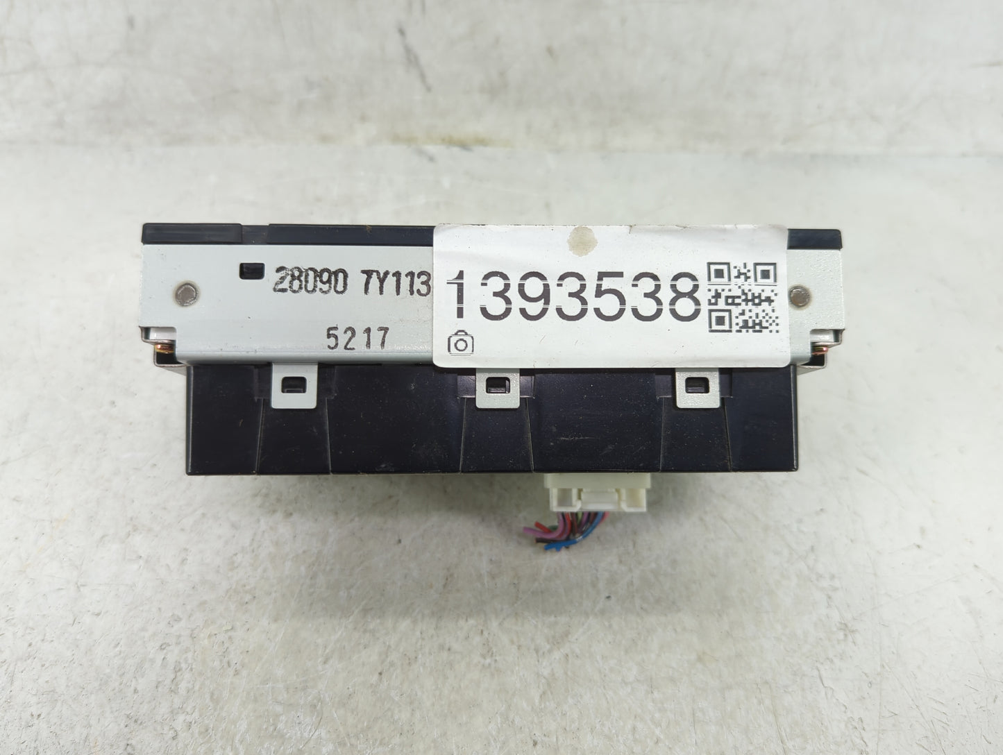 2004-2005 Nissan Maxima Information Display Screen - Oemusedautoparts1.com