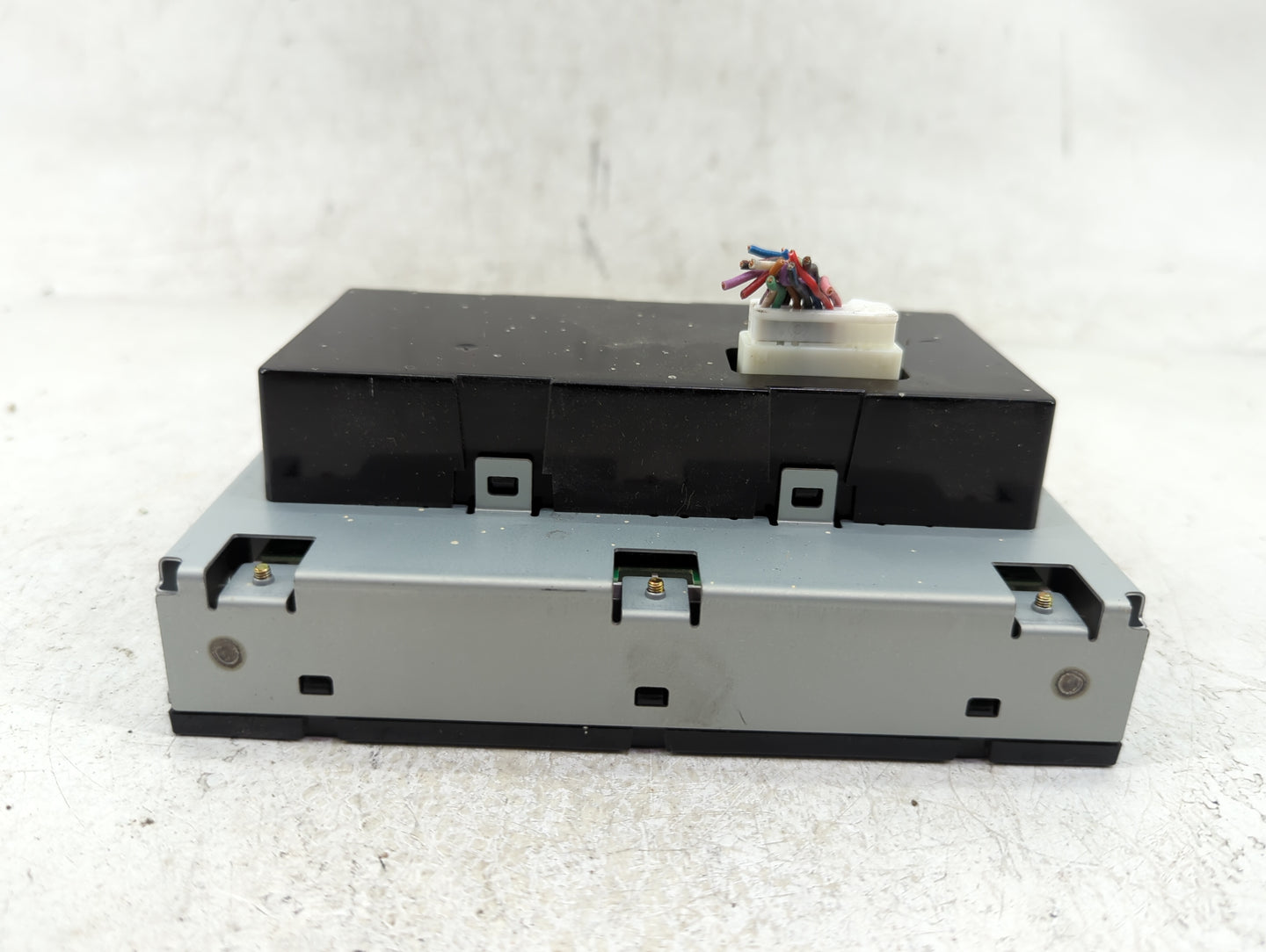 2004-2005 Nissan Maxima Information Display Screen - Oemusedautoparts1.com