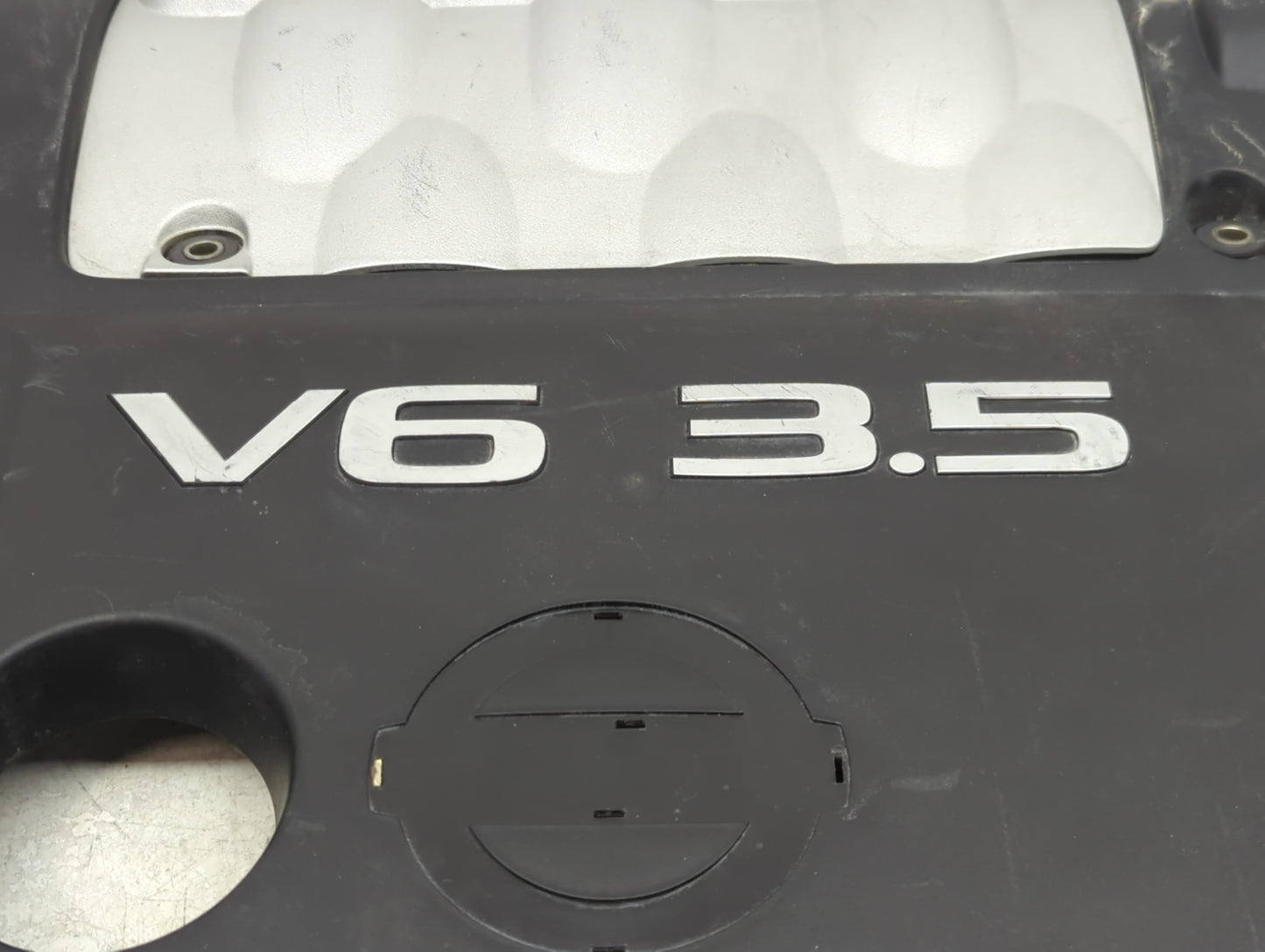 2005 Nissan Maxima Engine Cover - Oemusedautoparts1.com