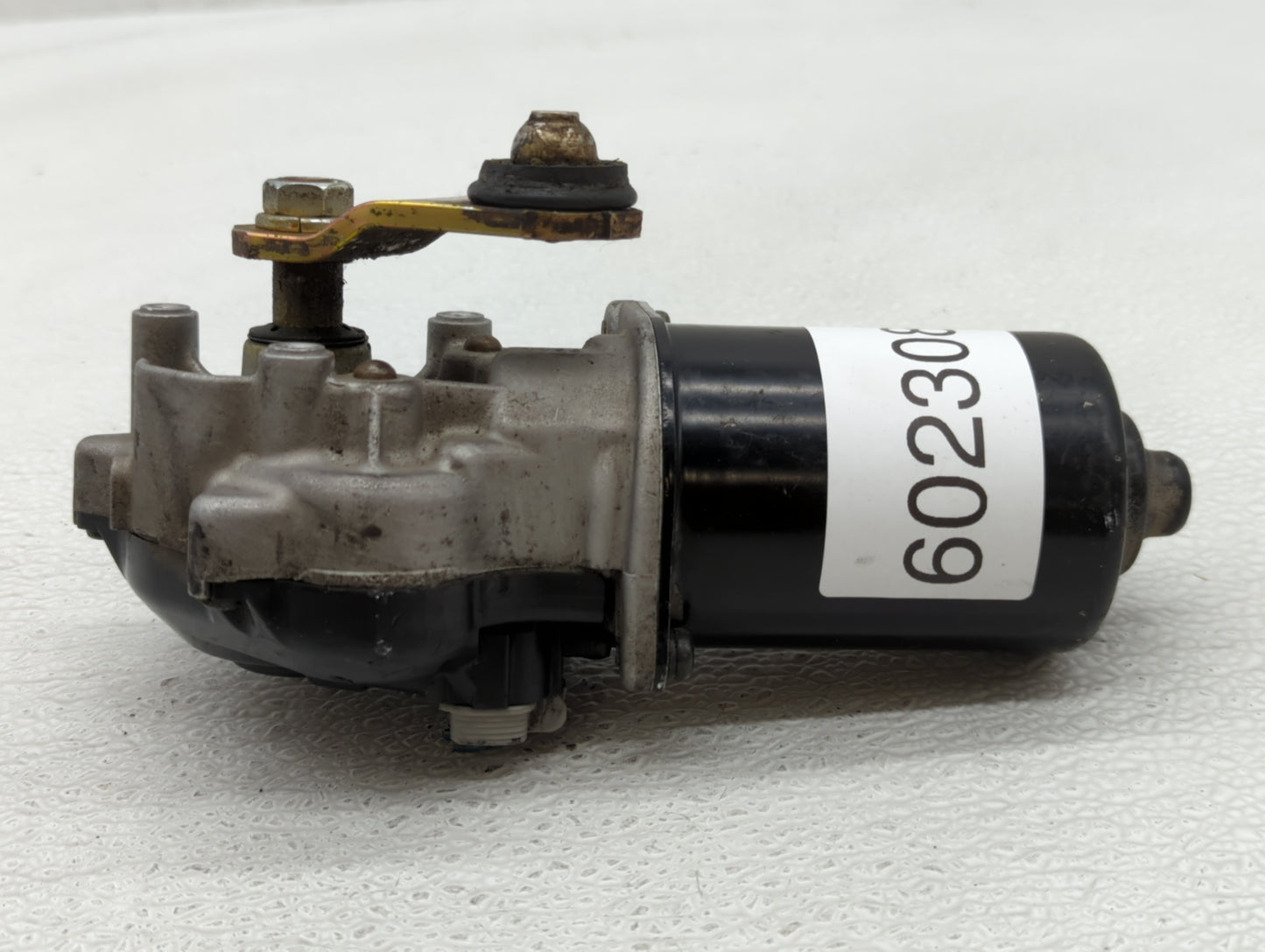 2004-2008 Nissan Maxima Front Windshield Wiper Motor P/N:288107Y005 1155671-A Fits Fits 2003 2004 2005 2006 2007 2008 OEM Us