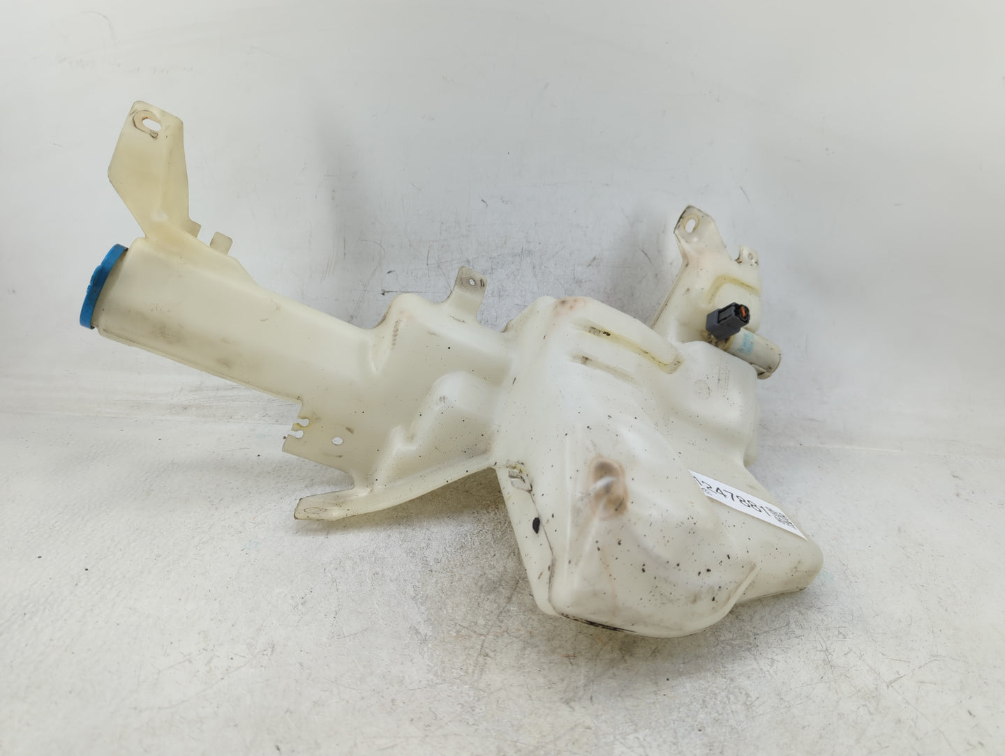 2003-2007 Nissan Murano Windshield Washer Fluid Reservoir Bottle Oem - Oemusedautoparts1.com