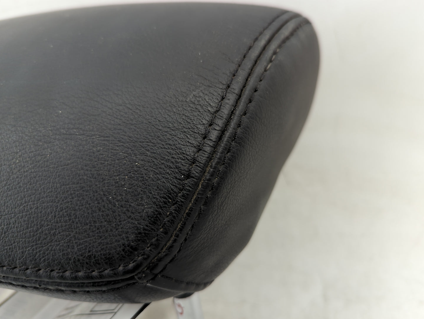2005 Nissan Murano Headrest Head Rest Rear Seat Fits OEM Used Auto Parts - Oemusedautoparts1.com