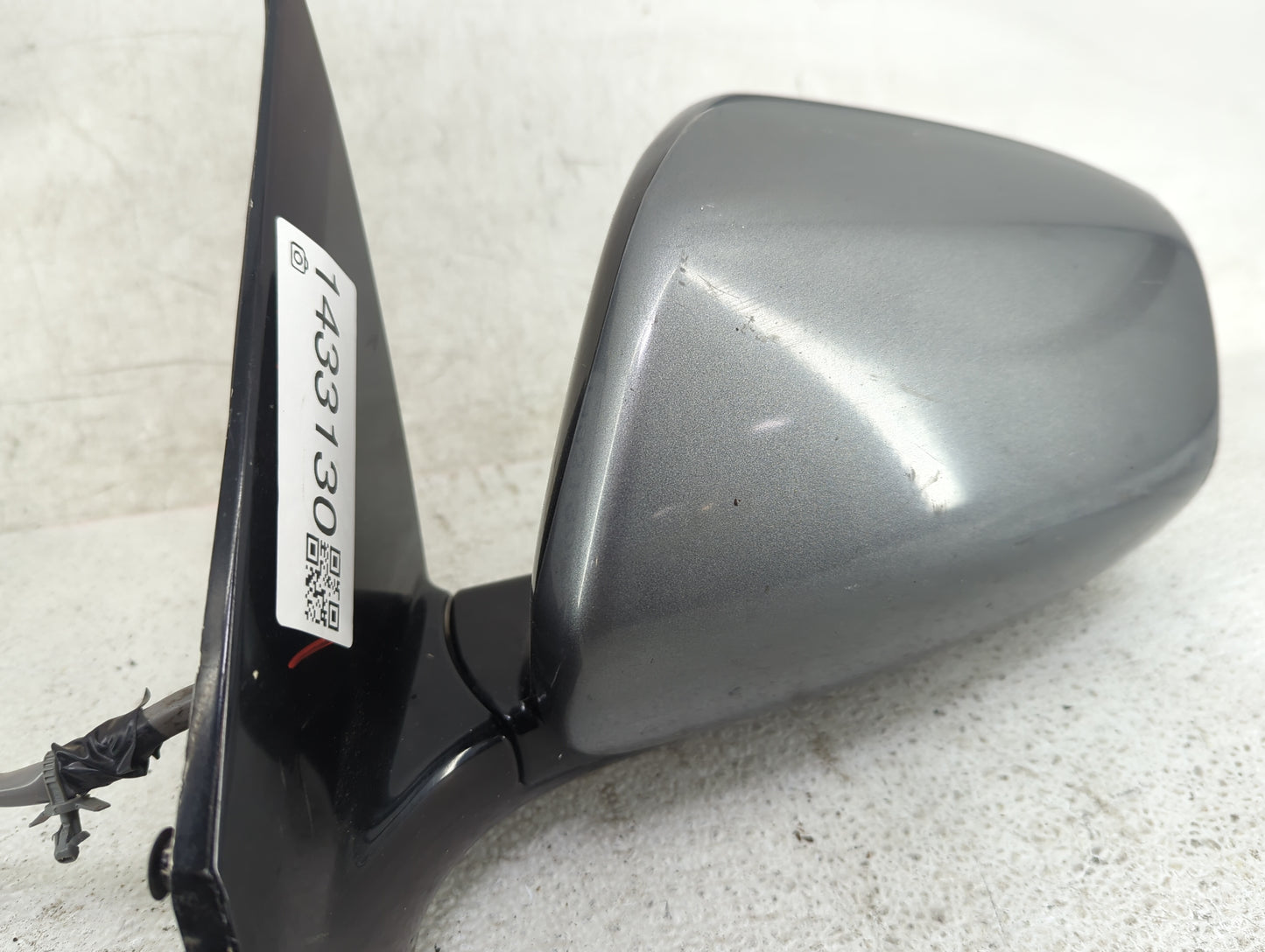2005-2007 Nissan Murano Driver Side View Mirror - Left Door Mirror OEM Used - Oemusedautoparts1.com
