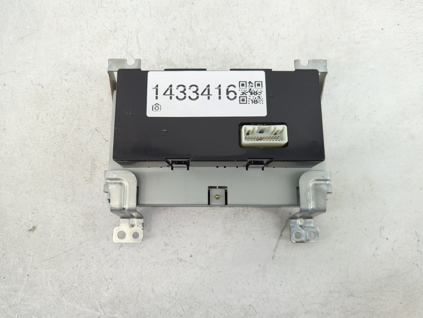 2005-2005 Nissan Murano Information Display Screen - Oemusedautoparts1.com