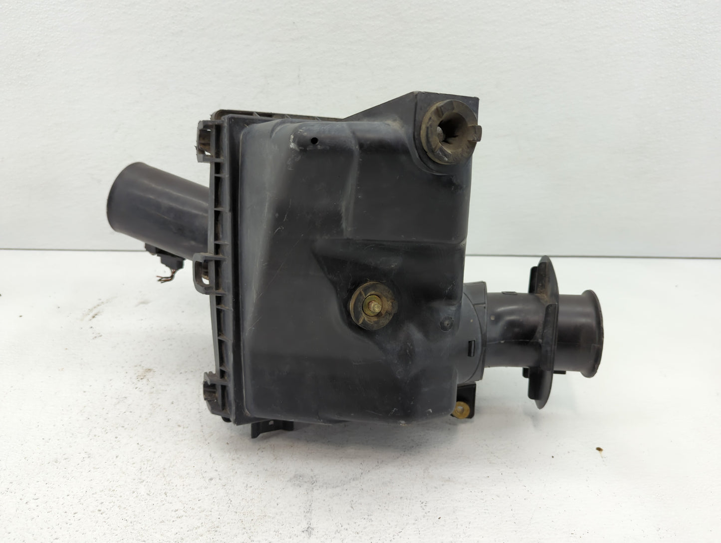 2005 Nissan Murano Air Cleaner Intake-duct Hose Tube - Oemusedautoparts1.com
