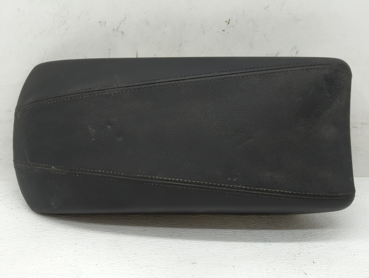 2005 Nissan Murano Center Console Armrest Cover Lid Black - Oemusedautoparts1.com