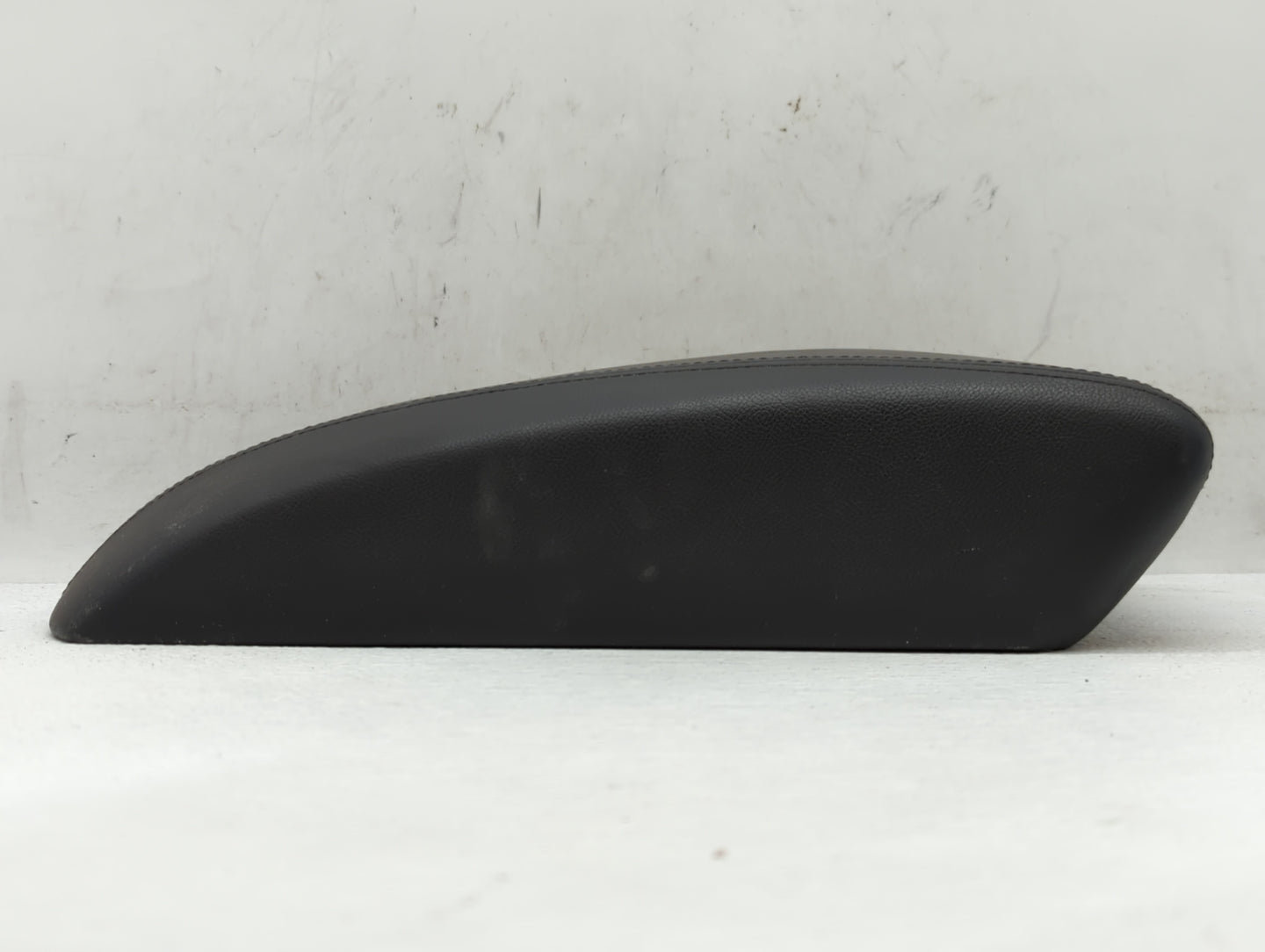 2005 Nissan Murano Center Console Armrest Cover Lid Black - Oemusedautoparts1.com