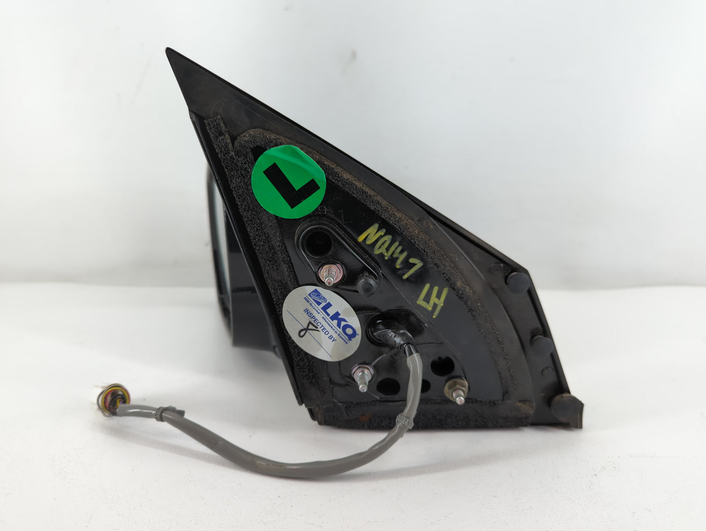 2005-2007 Nissan Murano Driver Side View Mirror - Left Door Mirror OEM Used - Oemusedautoparts1.com