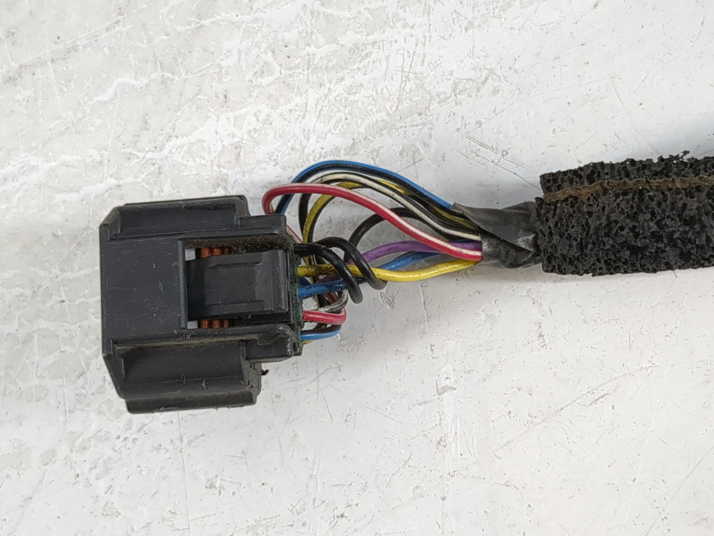 2005-2012 Nissan Pathfinder Driver Side View Mirror - Left Door Mirror OEM Used - Oemusedautoparts1.com