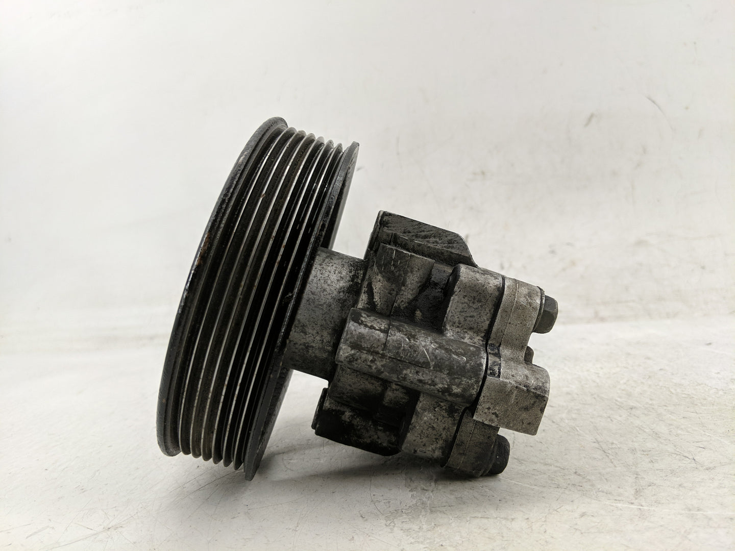 2005-2012 Nissan Pathfinder Power Steering Column Pump Oem - Oemusedautoparts1.com