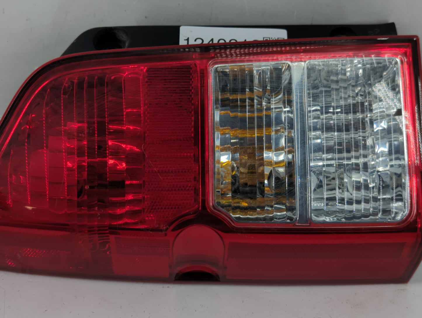 2005 Nissan Pathfinder Tail Light Assembly Passenger Right OEM Fits OEM Used Auto Parts - Oemusedautoparts1.com