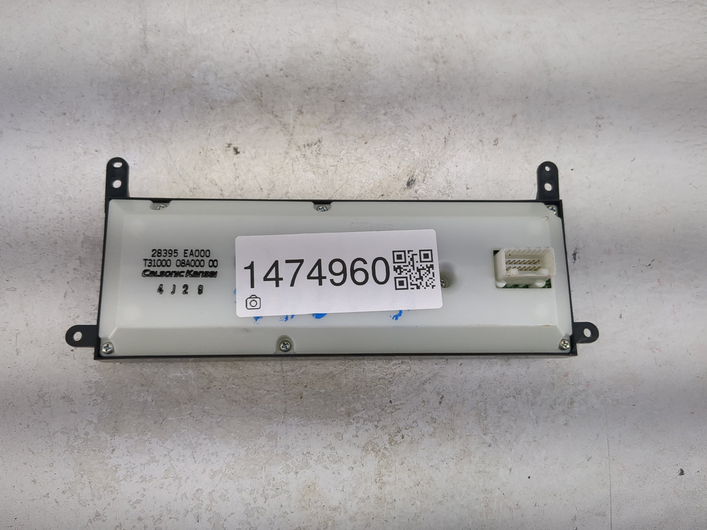 2005-2005 Nissan Pathfinder Radio Control Panel - Oemusedautoparts1.com