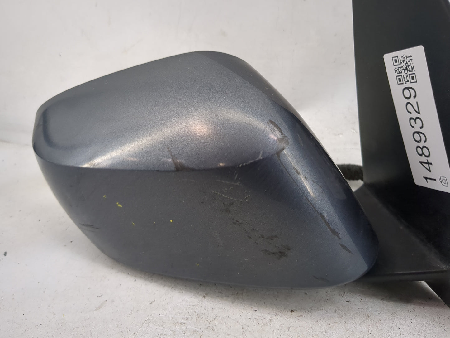 2005-2012 Nissan Pathfinder Passenger Side View Mirror - Right Door Mirror OEM Used - Oemusedautoparts1.com