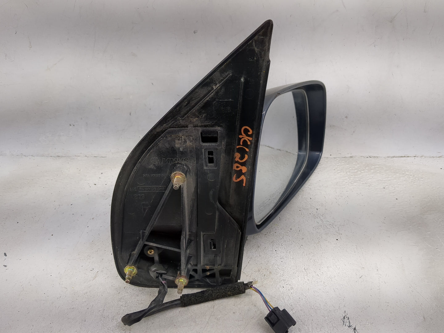 2005-2012 Nissan Pathfinder Passenger Side View Mirror - Right Door Mirror OEM Used - Oemusedautoparts1.com