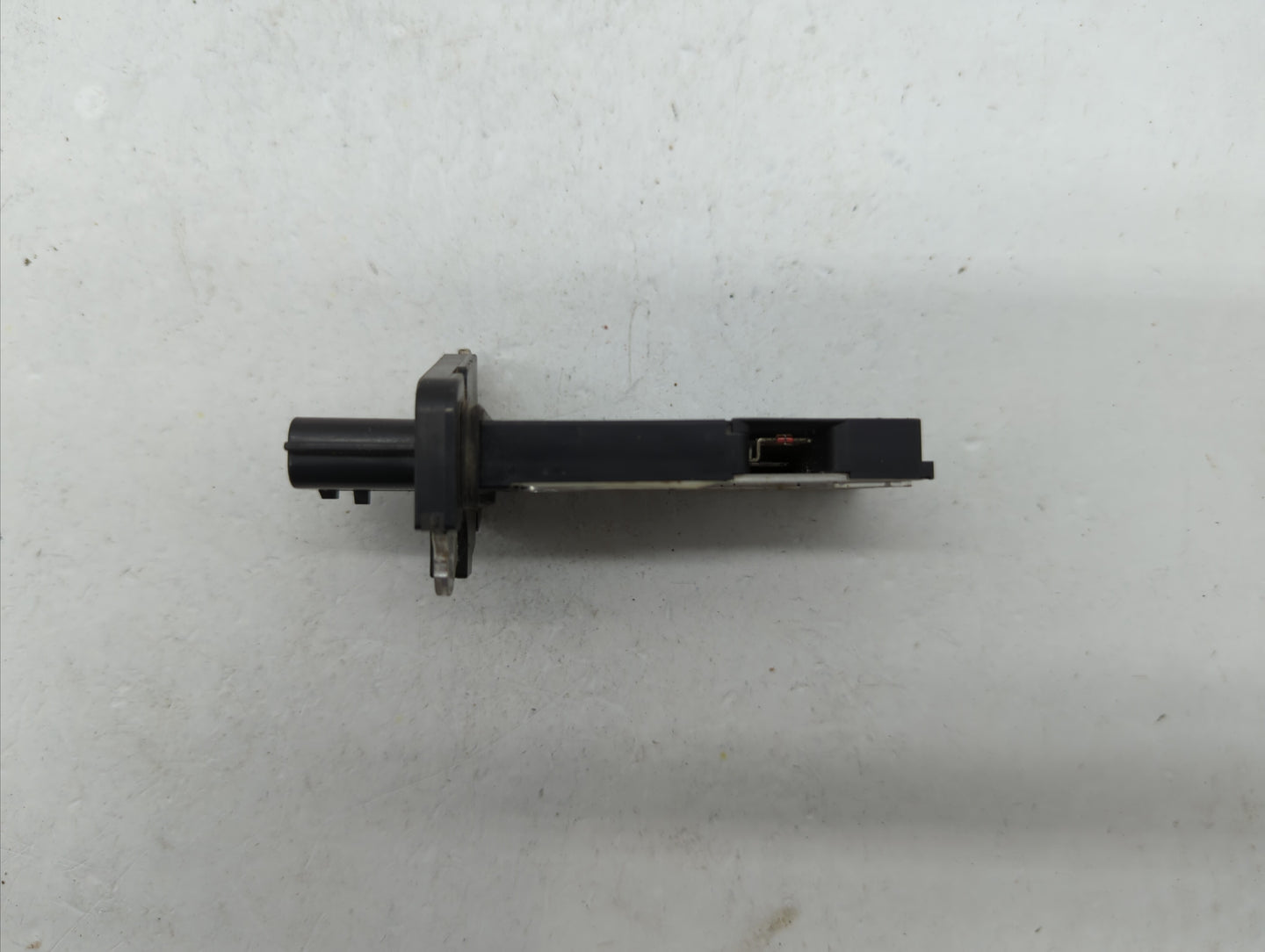2005-2014 Nissan Pathfinder Mass Air Flow Meter Maf - Oemusedautoparts1.com