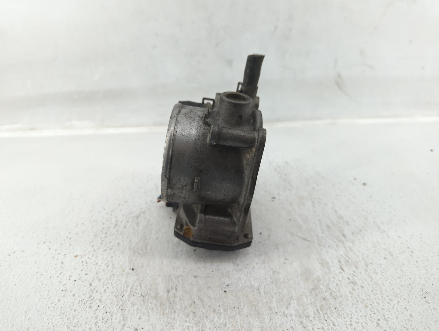 2005-2012 Nissan Pathfinder Throttle Body P/N:16119 7S001 Fits Fits 2005 2006 2007 2008 2009 2010 2011 2012 2013 2014 OEM Us