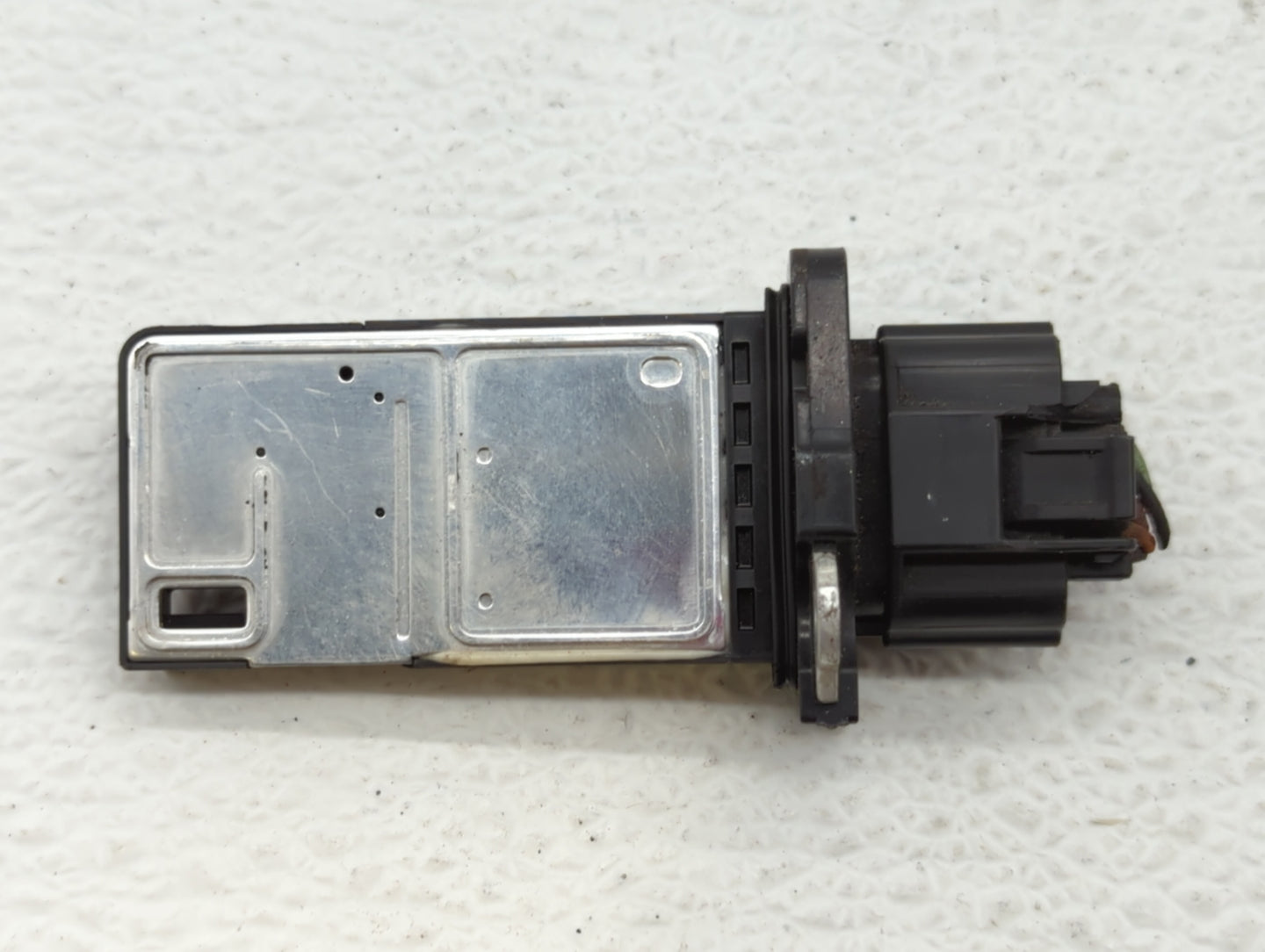 2005-2014 Nissan Pathfinder Mass Air Flow Meter Maf - Oemusedautoparts1.com