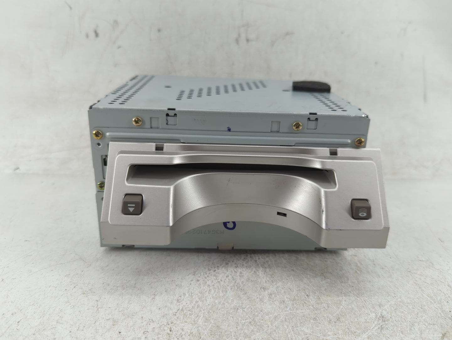 2004-2006 Nissan Quest Radio AM FM Cd Player Receiver Replacement P/N:28185-5Z216 Fits Fits 2004 2005 2006 OEM Used Auto Par