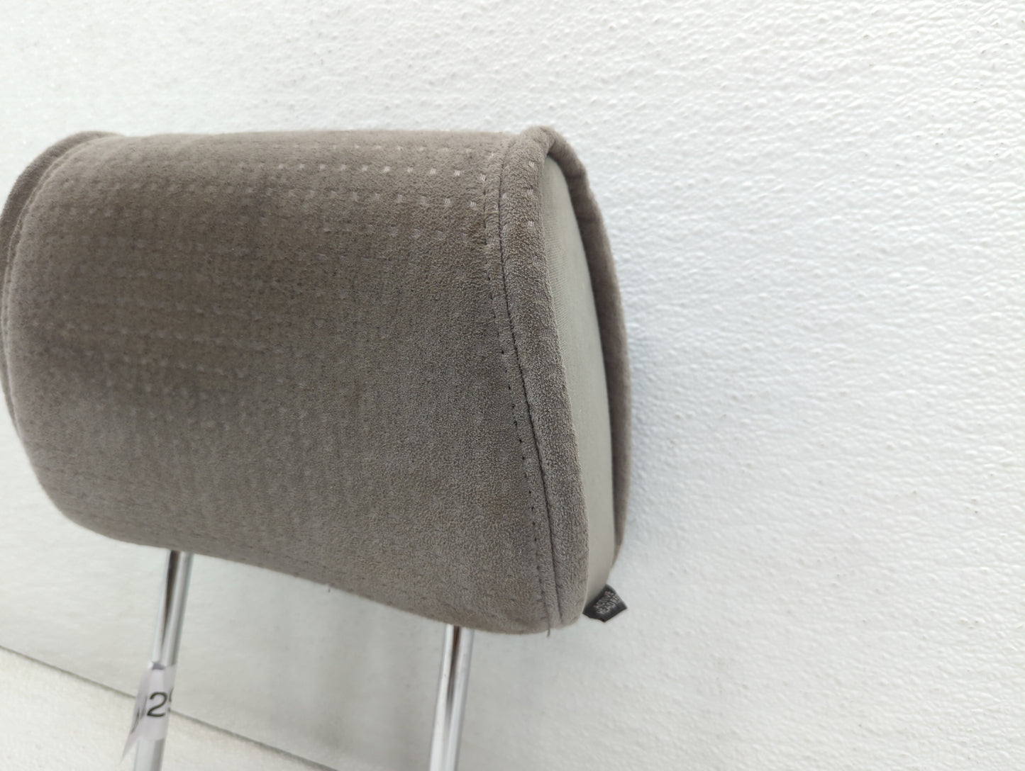 2005-2005 Nissan Quest Headrest Head Rest Front Driver Passenger Seat - Oemusedautoparts1.com