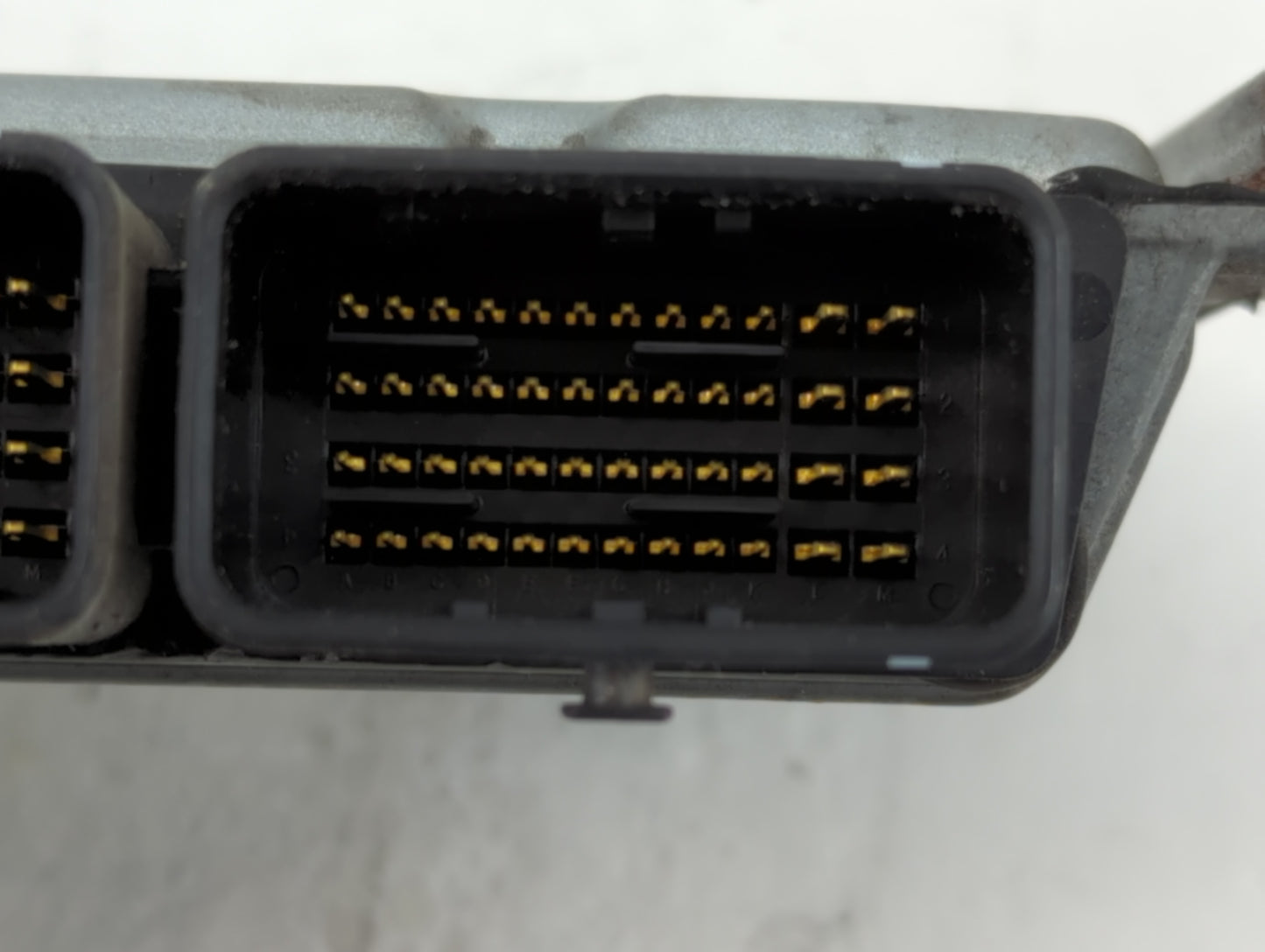 2004-2005 Nissan Quest PCM Engine Control Computer ECU ECM PCU OEM P/N:417679 NEC022-047 Fits Fits 2004 2005 OEM Used Auto P