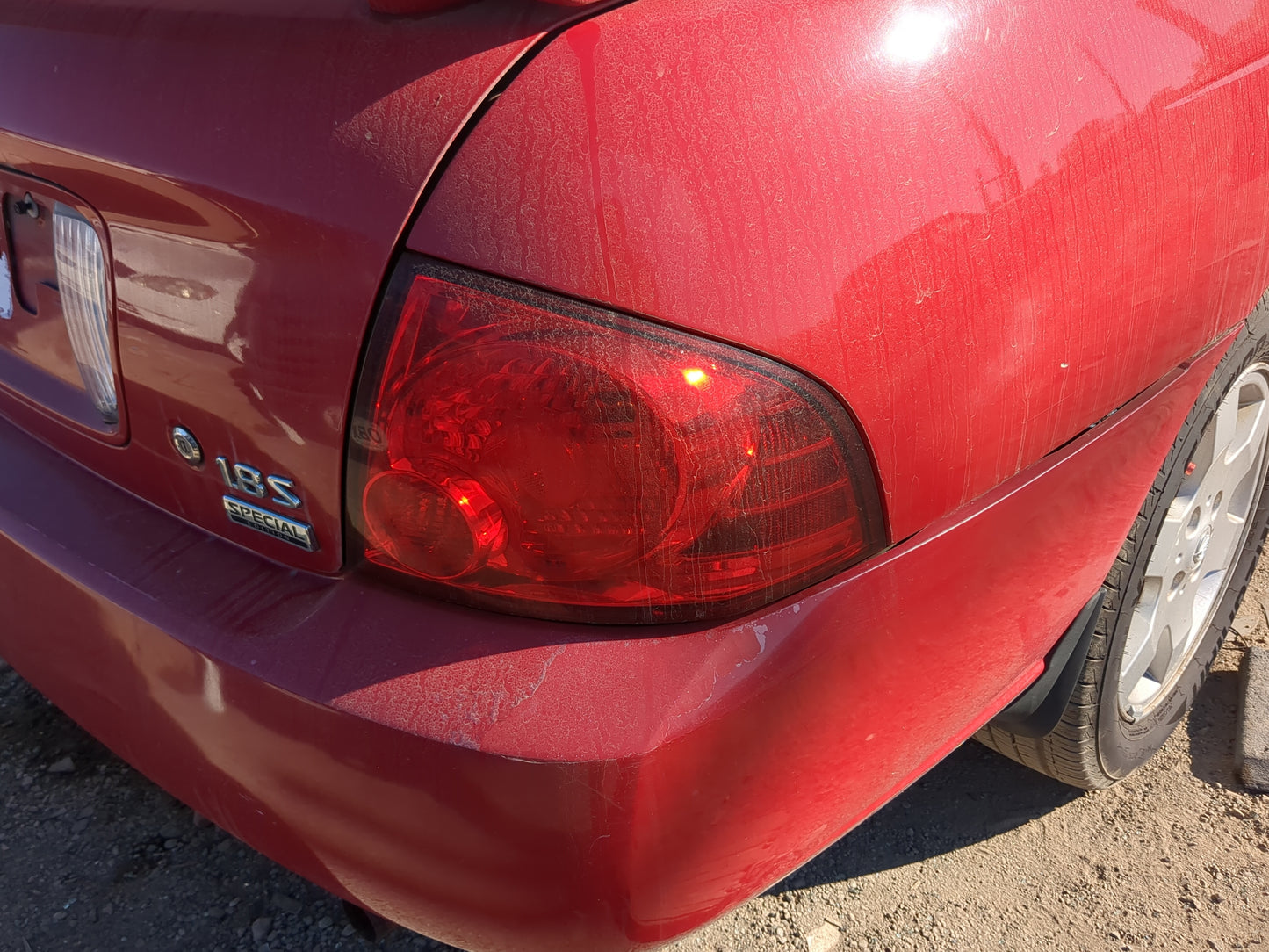 2004-2006 Nissan Sentra Tail Light Assembly Passenger Right OEM Fits Fits 2004 2005 2006 OEM Used Auto Parts - Oemusedautopa