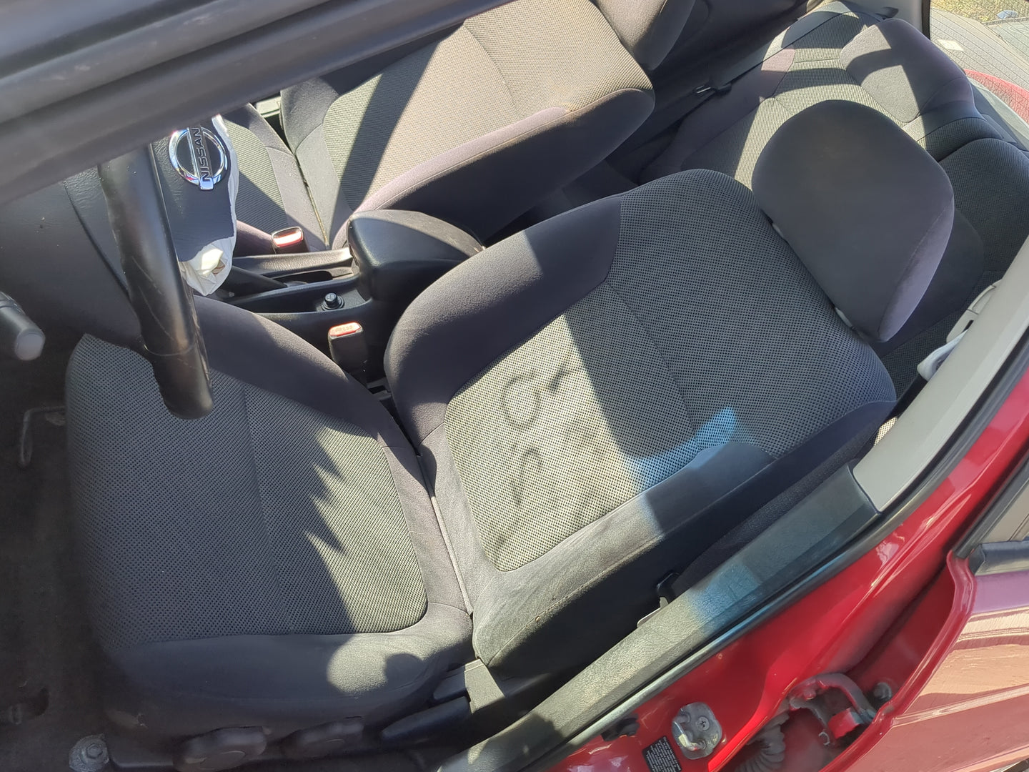 2005 Nissan Sentra Driver Front Seat Oem - Oemusedautoparts1.com