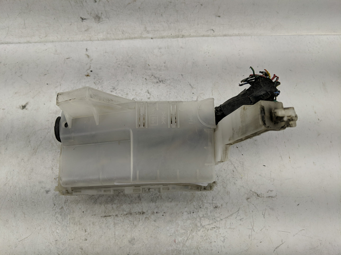 2000-2006 Nissan Sentra Fusebox Fuse Box Panel Relay Module Fits Fits 2000 2001 2002 2003 2004 2005 2006 OEM Used Auto Parts